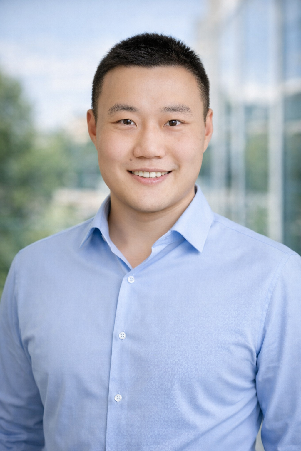 Portrait of Leo Yang